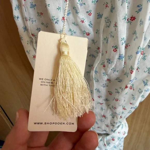 Doên Floral Ruffle Strap dress - Picture 6 of 9